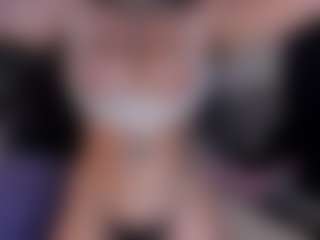 Live cam show with selena-rose - Bush on madthumbs