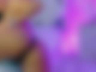 Live cam show with Anna Star - Skinny on livesuperchat.net