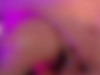 Live cam show with V I O L E T A - Natural on Camsoda