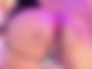 Live cam show with anniefoxx - Lovense on Milfs Live