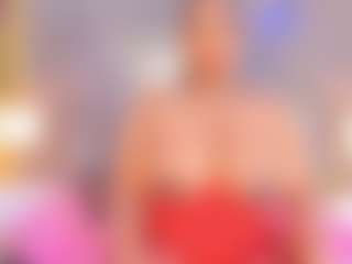 Live cam show with anniefoxx - Wife on Dolls Live