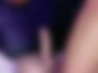 Live cam show with black-rosse - Butt Plug on Milfs Live
