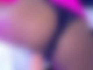 Show live cam dengan black-rosse - Black Squirt di Camsoda