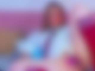 Live cam show with Amy - Blonde Hair on Camsoda