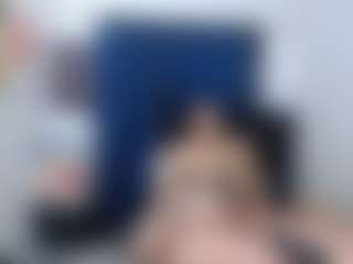 Live cam show with marckanjossi - Lesbian on xheatlive.com