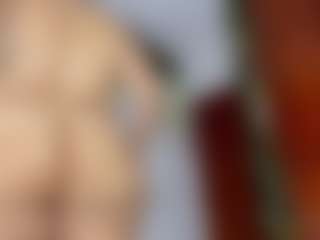 Live cam show with elikolanny - Oil on Camsoda