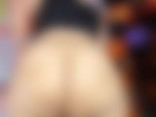 Live cam show with elikolanny - Control on Camsoda