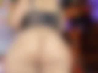 Live cam show with elikolanny - Foot Fetish Latina on Camsoda | colombia