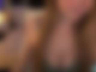 Live cam show with miaredfox - College on livesuperchat.net
