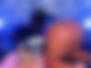 Live cam show with cammiila - Fuck Machine on Camsoda