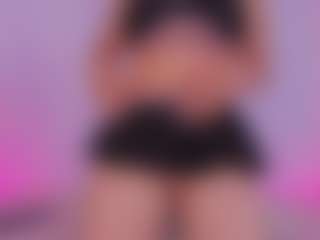 Live cam show with HAILEY - Foot Fetish on sexylive.show