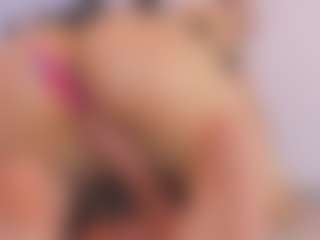 Live cam show with HAILEY - Deepthroat on Mixed Magazine Live