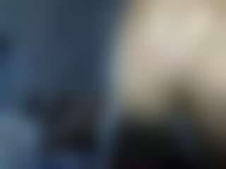 Live cam show with queenbee1320 - African on xplaylive.com | united states