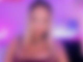 Live cam show with Queen S. - Blonde Hair Curvy on CSO-WL