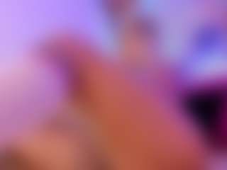 Live cam show with Queen S. - Big Tits on liverealitysex.com