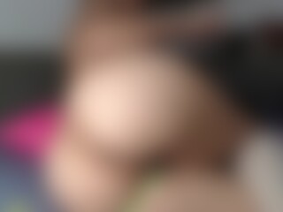 Live cam show with cristal-koxx - Fuck on Camsoda