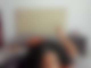 Live cam show with luiissa - Morena on Dolls Live