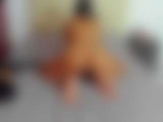 Live cam show with luiissa - Morena on SpankPalCams