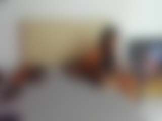 Live cam show with luiissa - Morena on Mixed Magazine Live