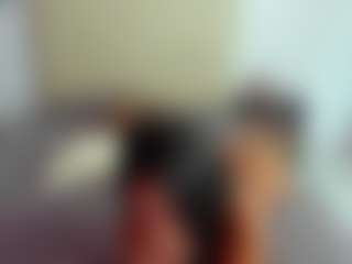 Live cam show with luiissa - Morena on Soda Cam