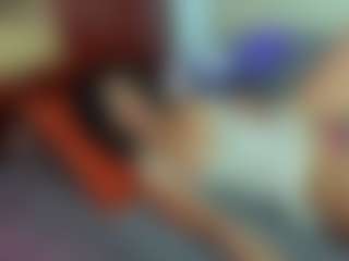 Live cam show with luiissa - Morena on Camsoda