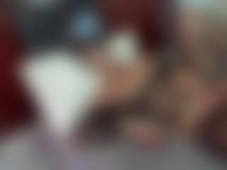 Live cam show with luiissa - Morena on Soda Cam