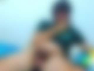 biglatin80's Live Sex Cam Show