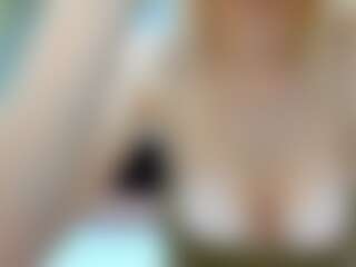 sensualsophiee's Live Sex Cam Show