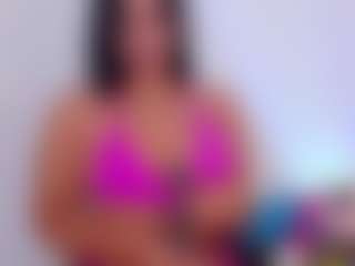 Live cam show with Eli brown - Fingering on Soda Cam