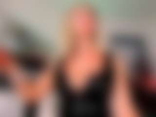 Live cam show with 2bigass4_u - Shaved Pussy Mature on luckytryst.com