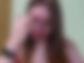 Live cam show with elly-classy - Glasses on Mixed Magazine Live