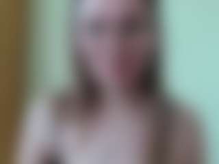 Live cam show with elly-classy - Living Room on https://playwithruby.com