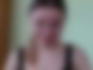 elly-classy's Live Sex Cam Show