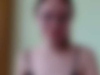 elly-classy's Live Sex Cam Show