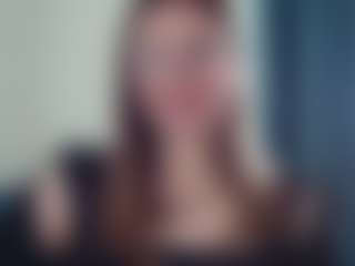 Live cam show with elly-classy - Living Room on TeamSkeetLive