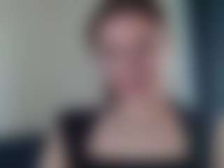 Live cam show with elly-classy - Facial Piercings on CSO-WL