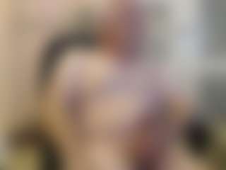 guwifi's Live Sex Cam Show