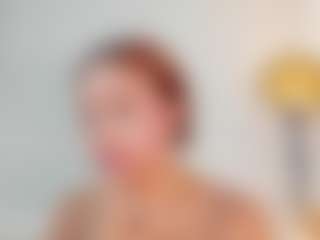Live cam show with Haley - Cute on crypto-cams