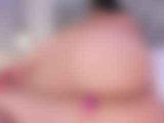 mia-evansx's Live Sex Cam Show