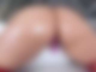 mia-evansx's Live Sex Cam Show