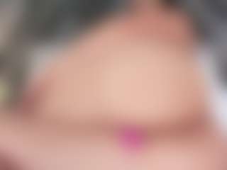 mia-evansx's Live Sex Cam Show