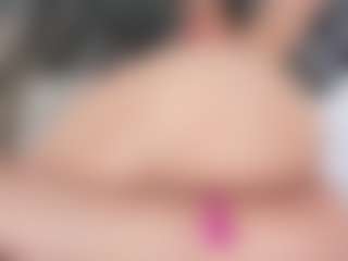 Live cam show with mia-evansx - Public on Fit Hotties