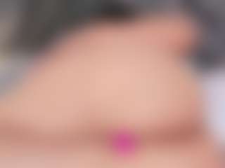 Live cam show with mia-evansx - Drinking on TeamSkeetLive