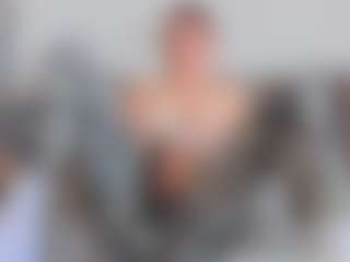 Live cam show with Candice - Normal on AdultVida.com