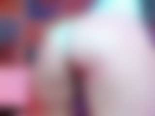 Live cam show with Purple Haze - Petite on Uber Horny