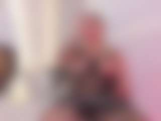 Live cam show with Ellie Mitchell - Kinky on hotwifechat.live