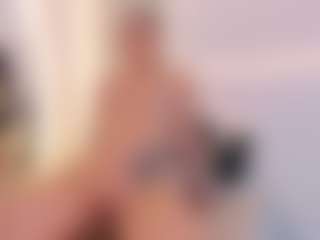 Ellie Mitchell's Live Sex Cam Show