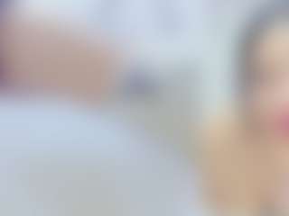 Live cam show with Emily - Fuck Machine on eurowanks.com