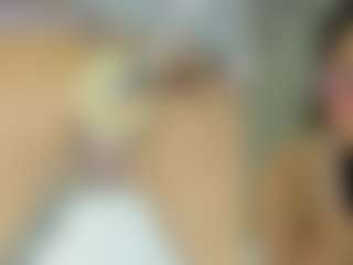 Live cam show with Emily - Role Play on AdultVida.com