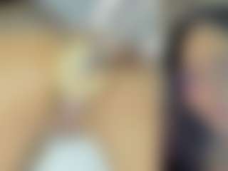 Live cam show with Emily - Facial on sexytreat.net